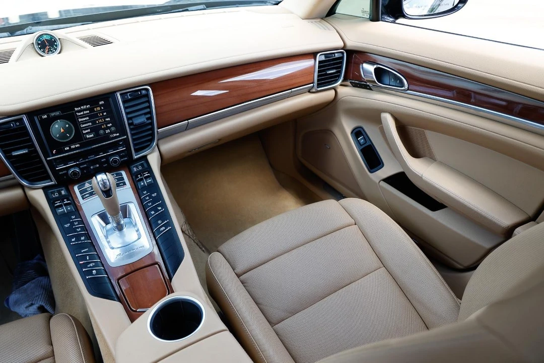 2014 Porsche 970 Panamera S - Image 21 of 31