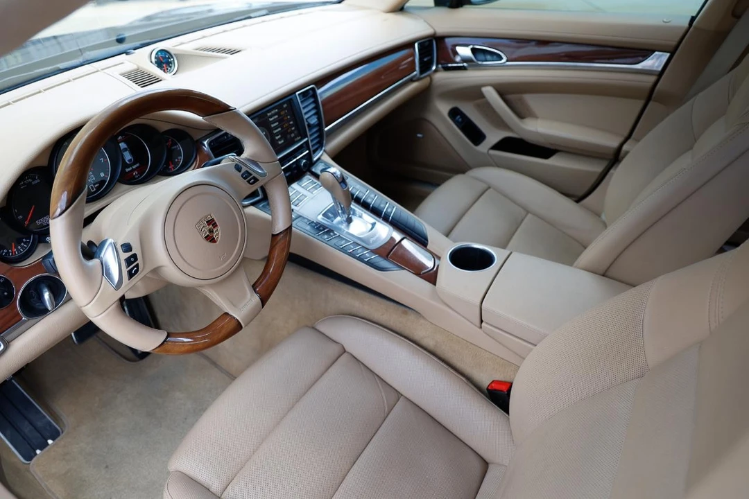 2014 Porsche 970 Panamera S - Image 4 of 31