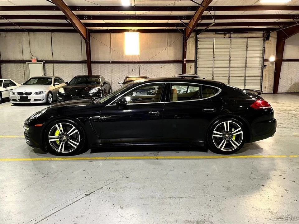 2014 Porsche 970 Panamera S - Image 17 of 21