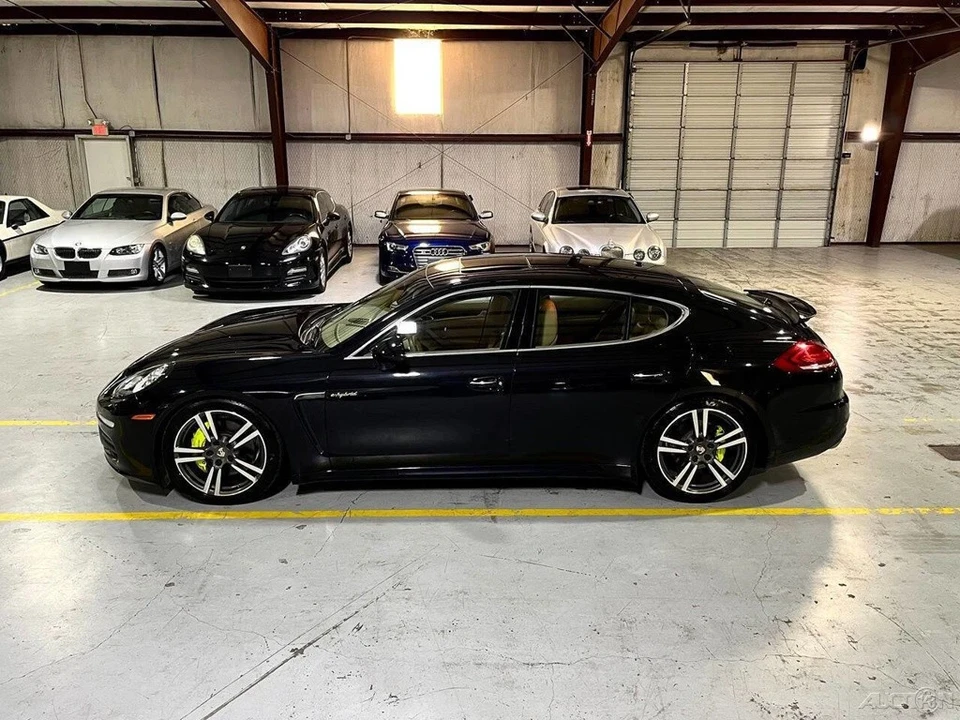 2014 Porsche 970 Panamera S - Image 18 of 21