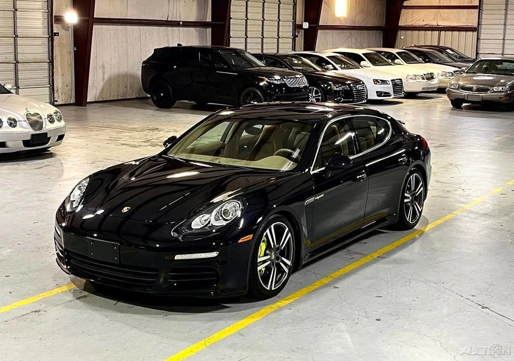 2014 Porsche 970 Panamera S - Image 15 of 21