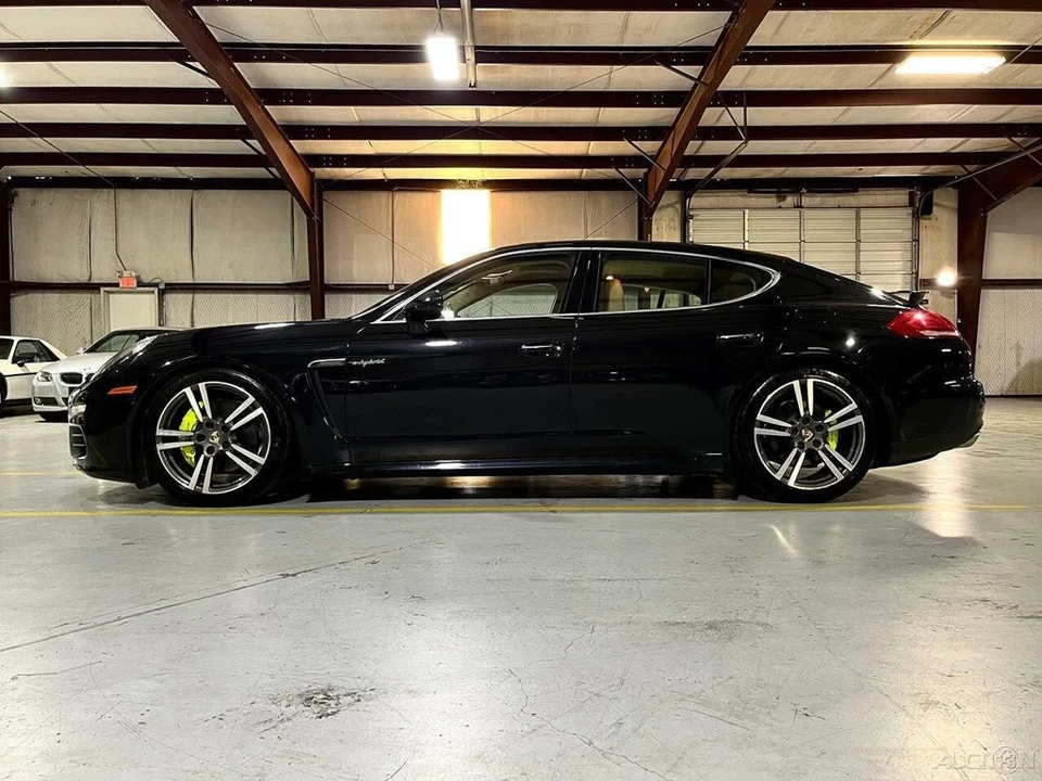 2014 Porsche 970 Panamera S - Image 16 of 21