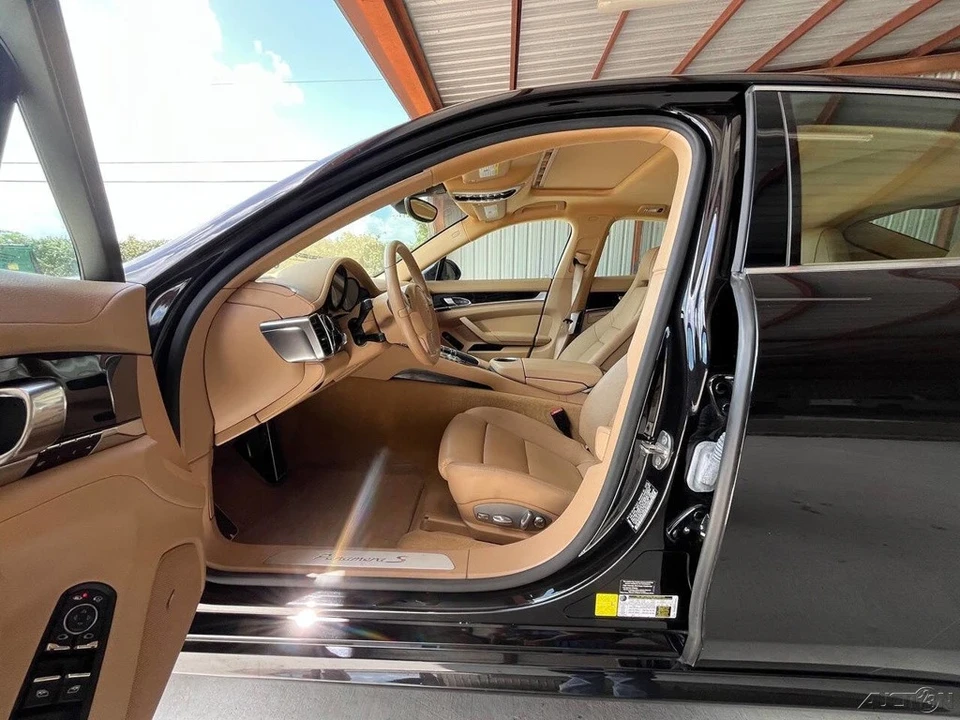 2014 Porsche 970 Panamera S - Image 8 of 21