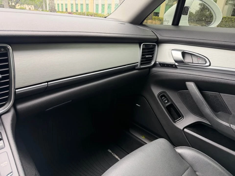 2014 Porsche 970 Panamera S - Image 11 of 16