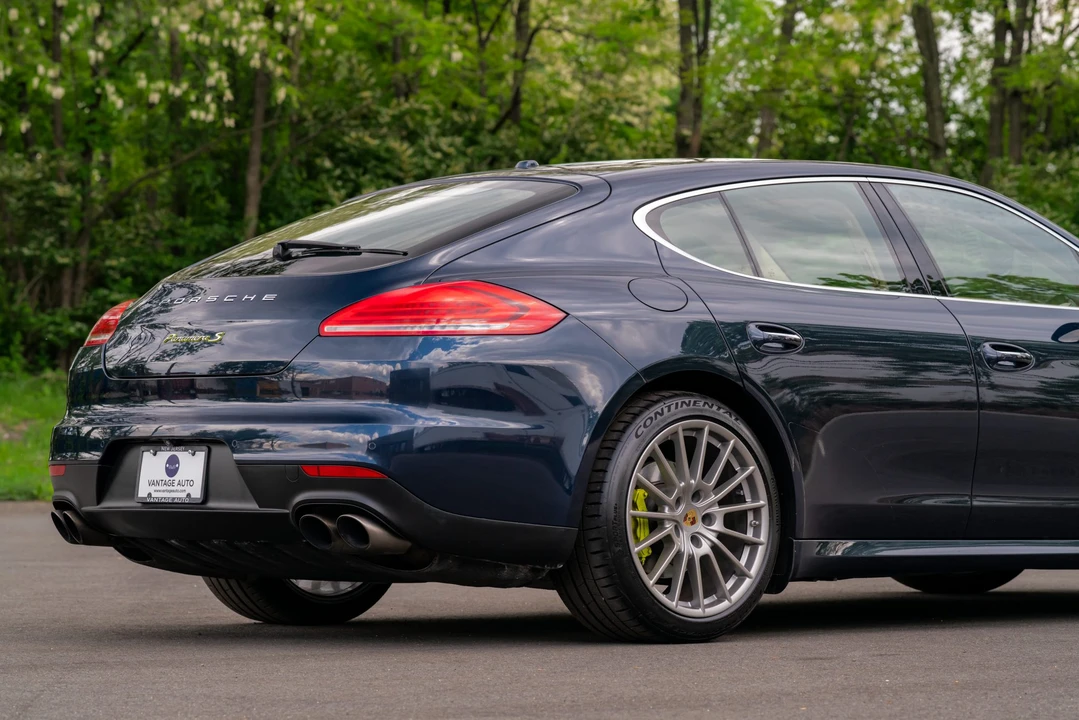 2014 Porsche 970 Panamera S - Image 22 of 31