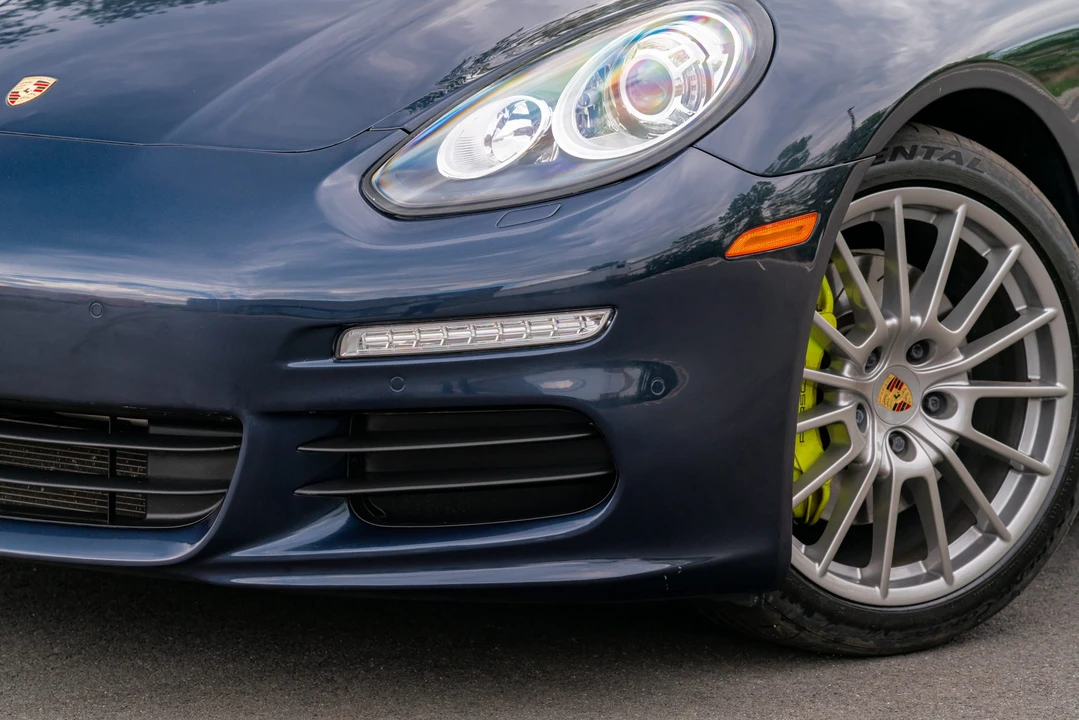 2014 Porsche 970 Panamera S - Image 29 of 31