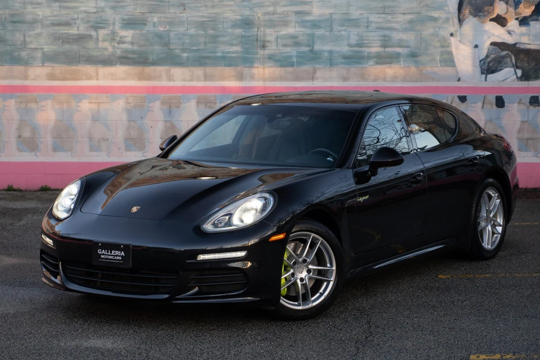 2014 Porsche 970 Panamera S - Image 2 of 31