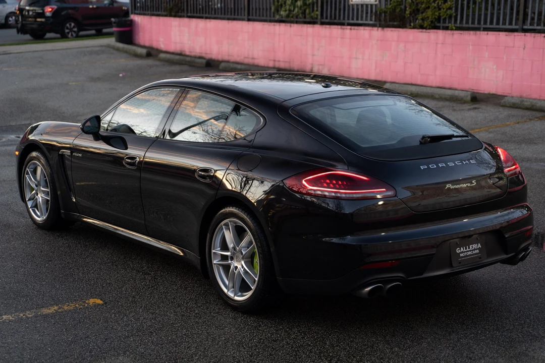 2014 Porsche 970 Panamera S - Image 7 of 31