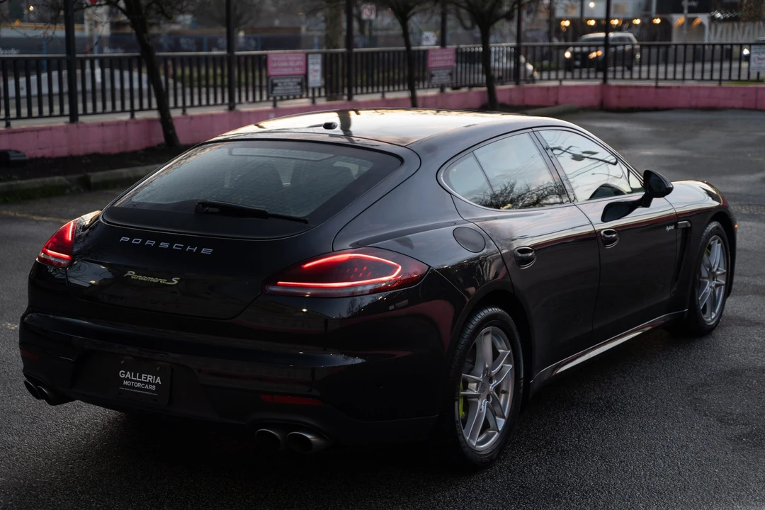 2014 Porsche 970 Panamera S - Image 13 of 31