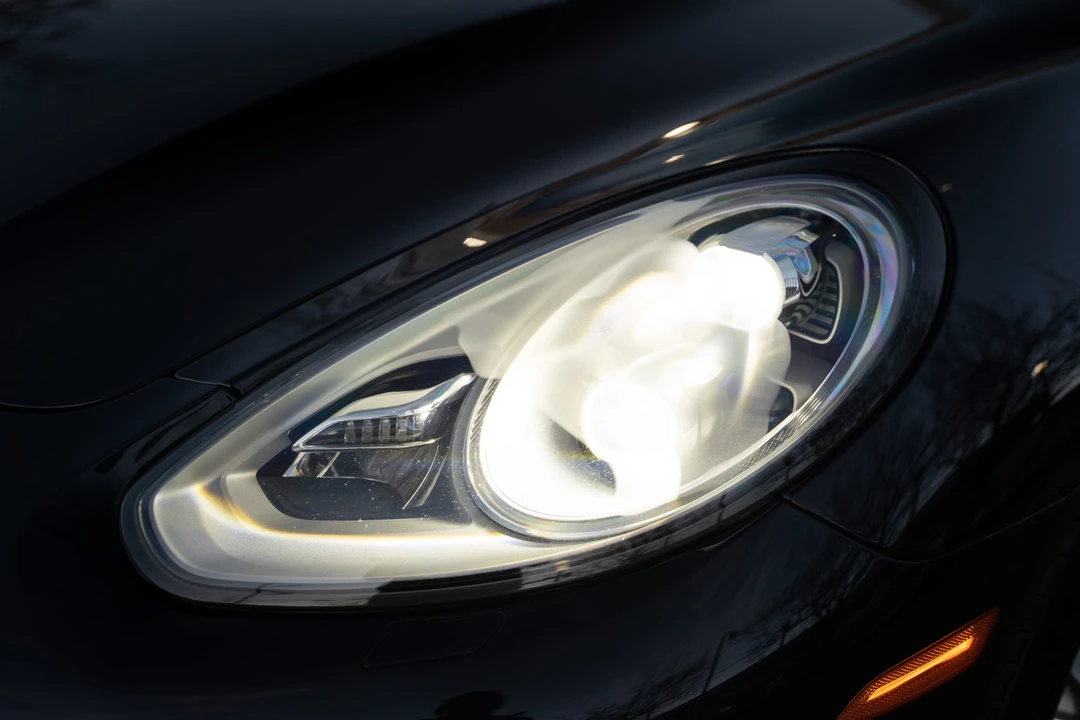 2014 Porsche 970 Panamera S - Image 28 of 31