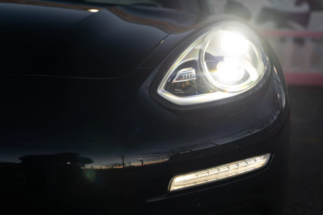 2014 Porsche 970 Panamera S - Image 23 of 31