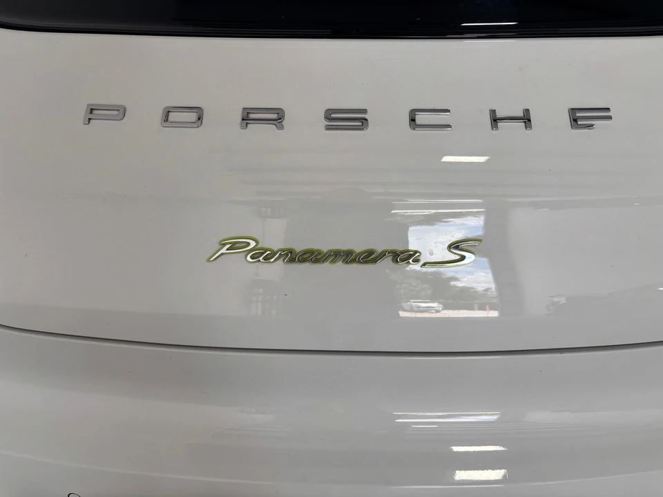 2014 Porsche 970 Panamera S - Image 30 of 31