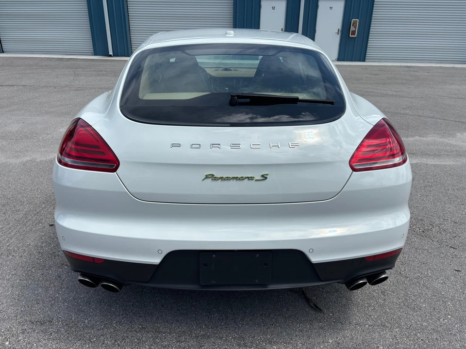 2014 Porsche 970 Panamera S - Image 18 of 31
