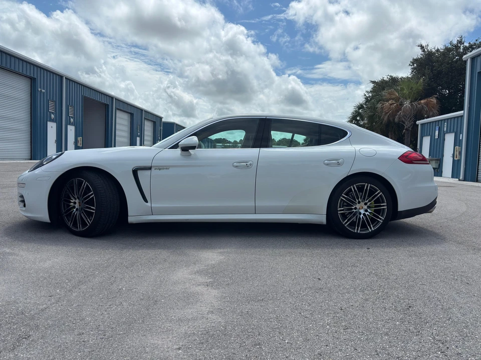 2014 Porsche 970 Panamera S - Image 15 of 31