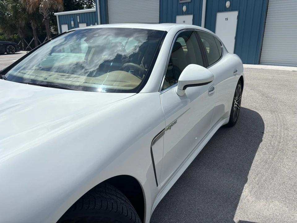 2014 Porsche 970 Panamera S - Image 27 of 31