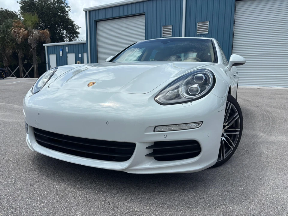 2014 Porsche 970 Panamera S - Image 7 of 31