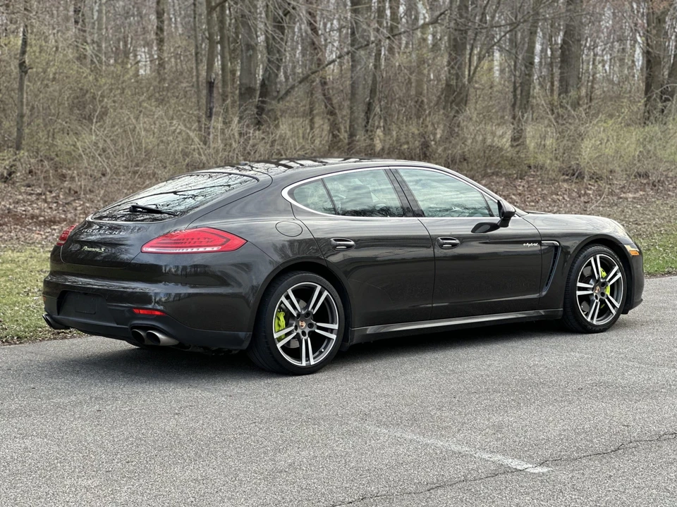 2014 Porsche 970 Panamera S - Image 17 of 31