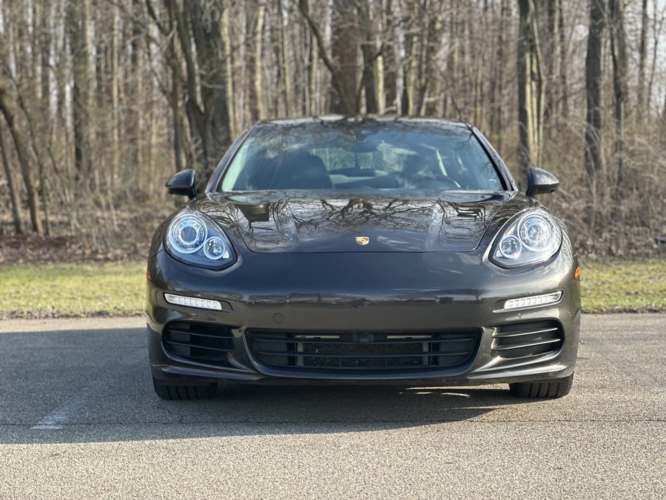 2014 Porsche 970 Panamera S - Image 2 of 31