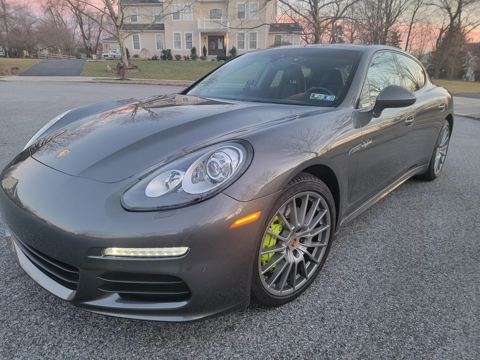 2014 Porsche 970 Panamera S - Image 9 of 31