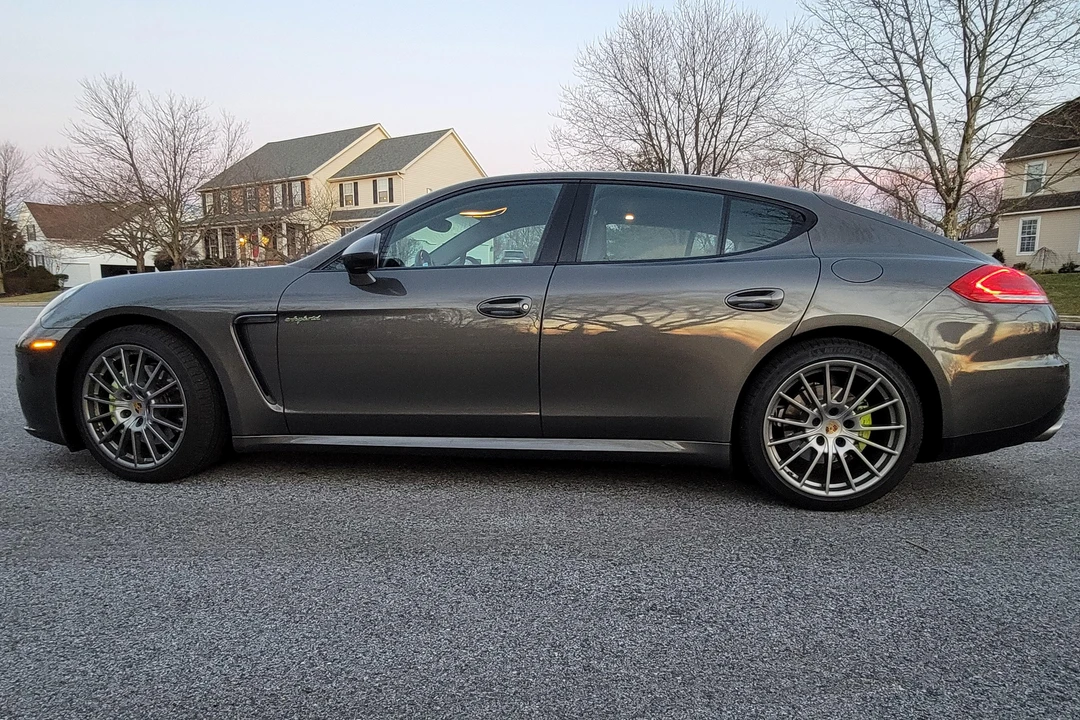 2014 Porsche 970 Panamera S - Image 3 of 31