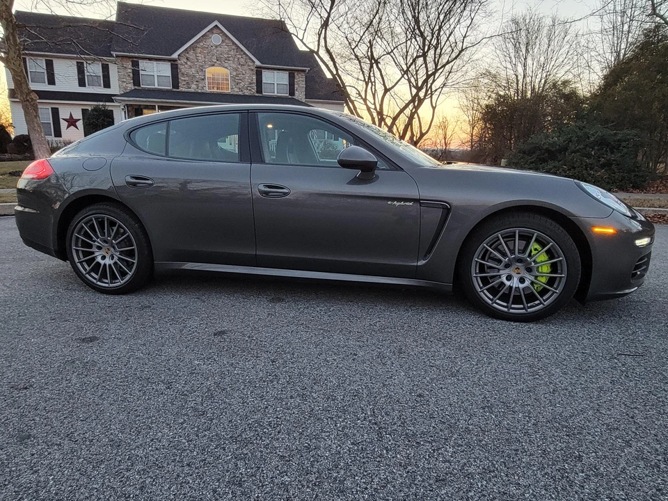 2014 Porsche 970 Panamera S - Image 25 of 31