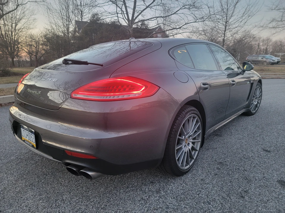 2014 Porsche 970 Panamera S - Image 20 of 31