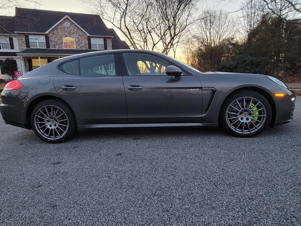 2014 Porsche 970 Panamera S - Image 24 of 31