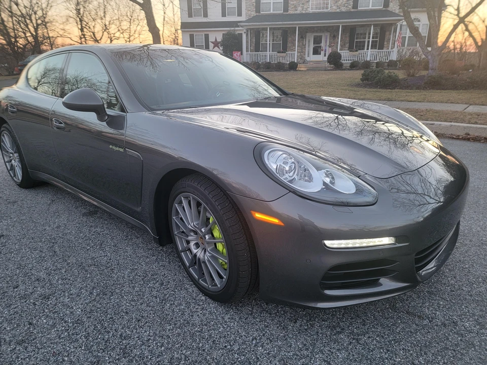 2014 Porsche 970 Panamera S - Image 27 of 31