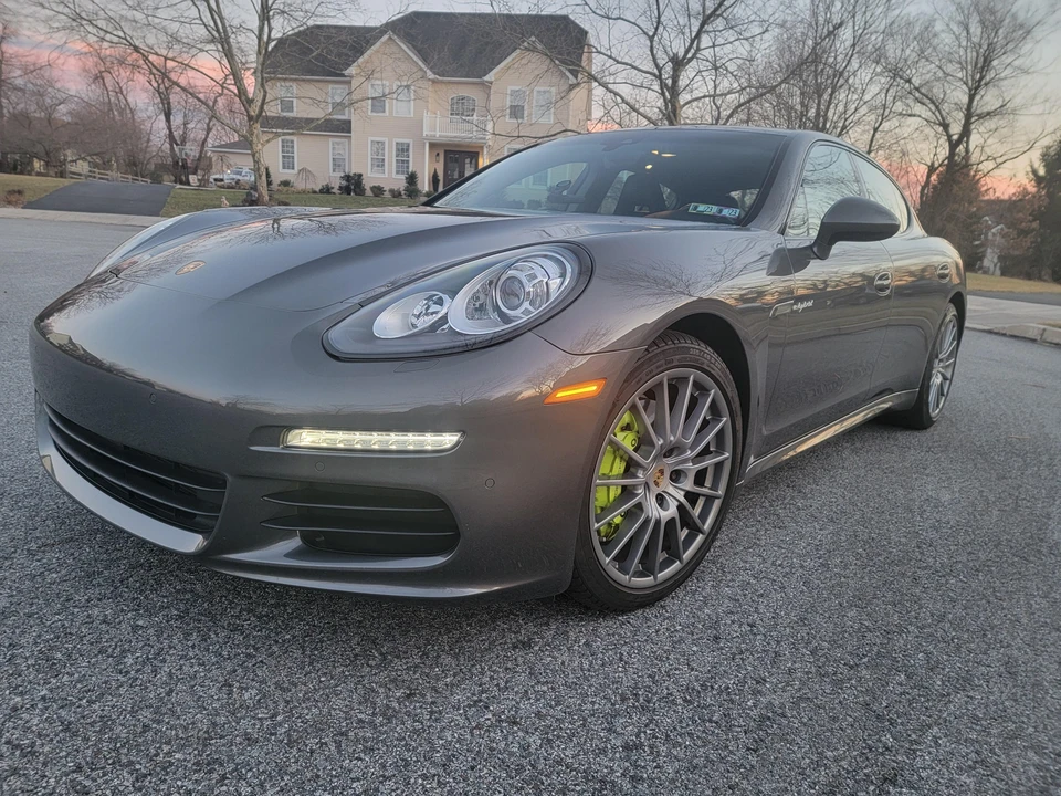 2014 Porsche 970 Panamera S - Image 8 of 31