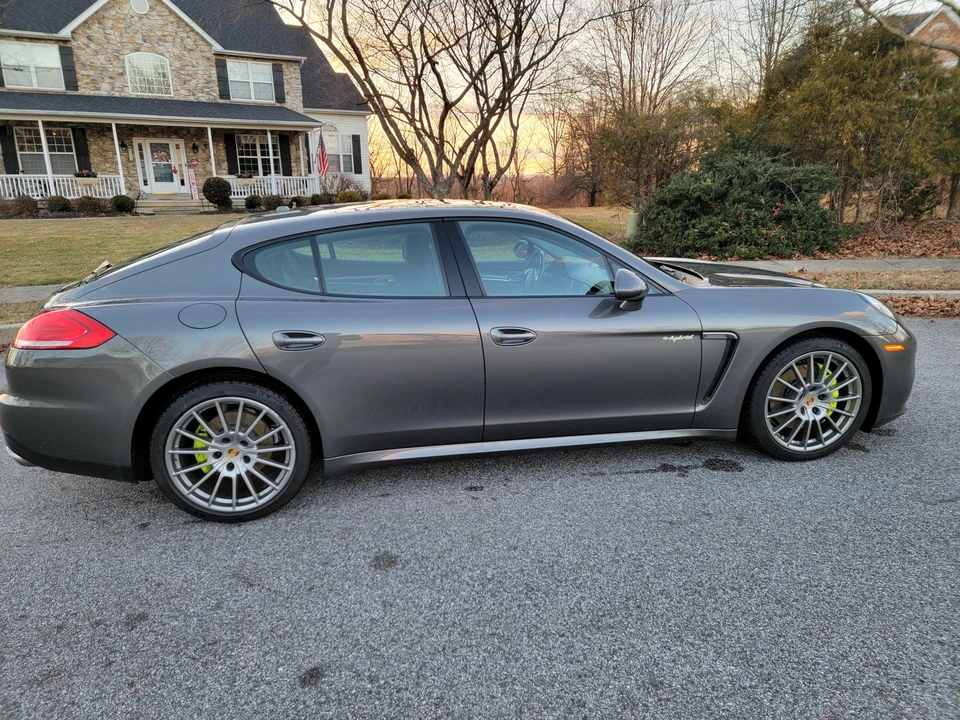 2014 Porsche 970 Panamera S - Image 23 of 31