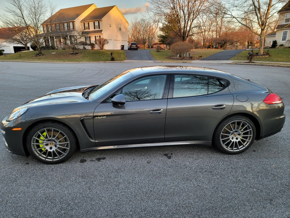 2014 Porsche 970 Panamera S - Image 12 of 31