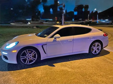 2014 Porsche Panamera S Sedan 4D