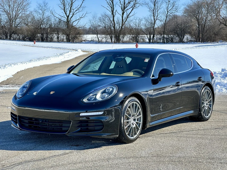 2014 Porsche 970 Panamera S - Image 9 of 31