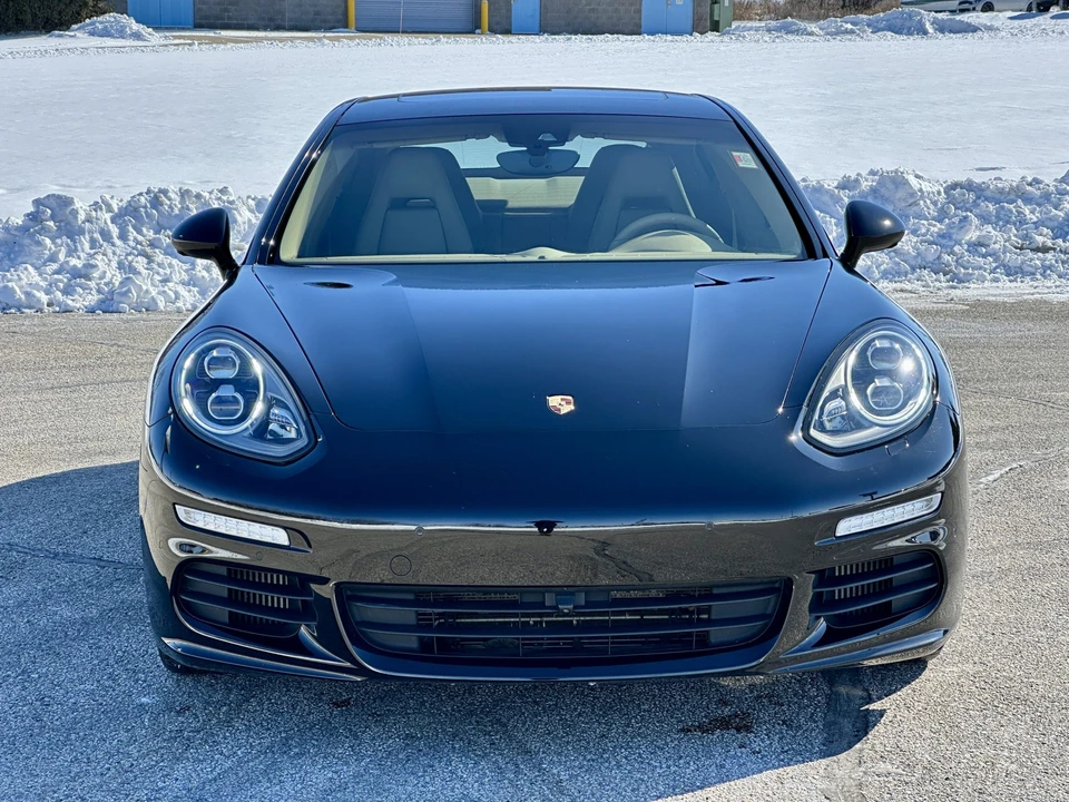 2014 Porsche 970 Panamera S - Image 17 of 31