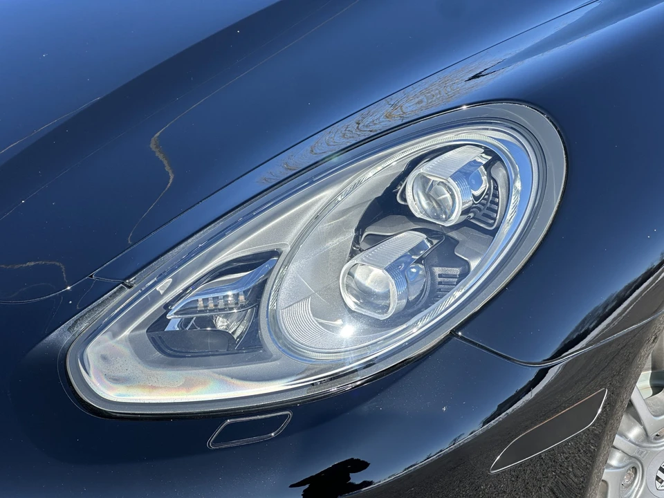 2014 Porsche 970 Panamera S - Image 19 of 31