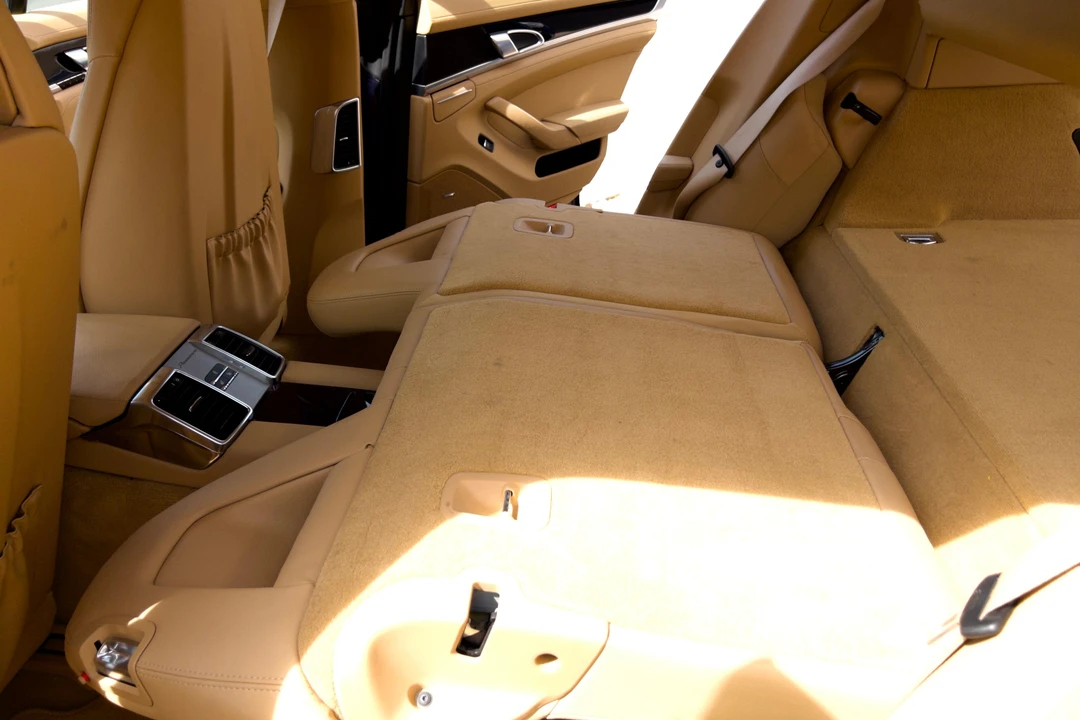 2014 Porsche 970 Panamera S - Image 27 of 31