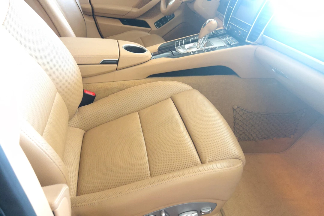 2014 Porsche 970 Panamera S - Image 24 of 31
