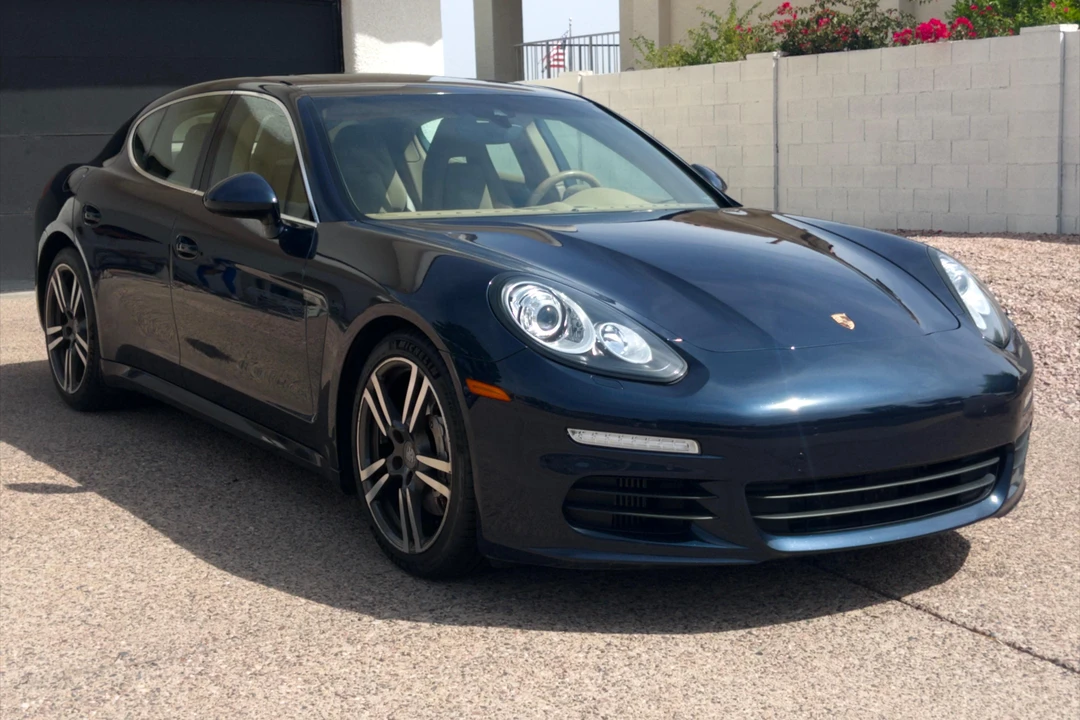 2014 Porsche 970 Panamera S - Image 9 of 31