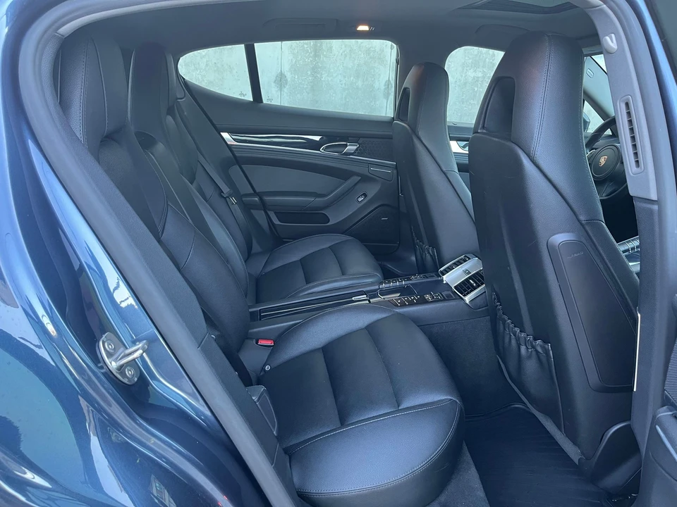 2014 Porsche 970 Panamera S - Image 9 of 14