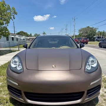 2014 Porsche Panamera Sedan 4D