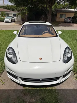 2014 Porsche Panamera Sedan 4D