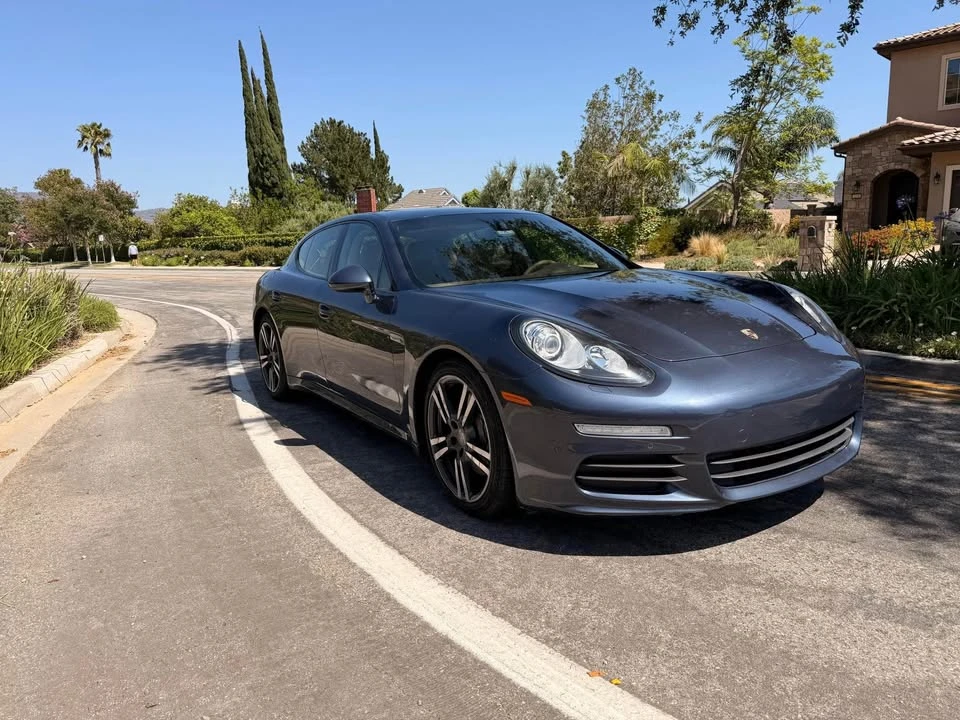 2014 Porsche 970 Panamera - Image 2 of 13