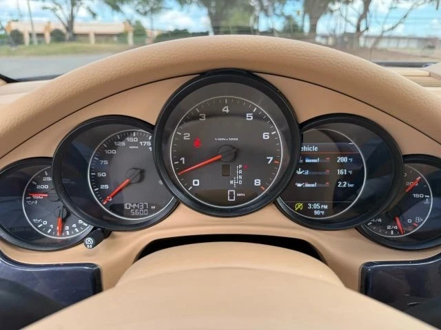 2014 Porsche 970 Panamera - Image 20 of 21