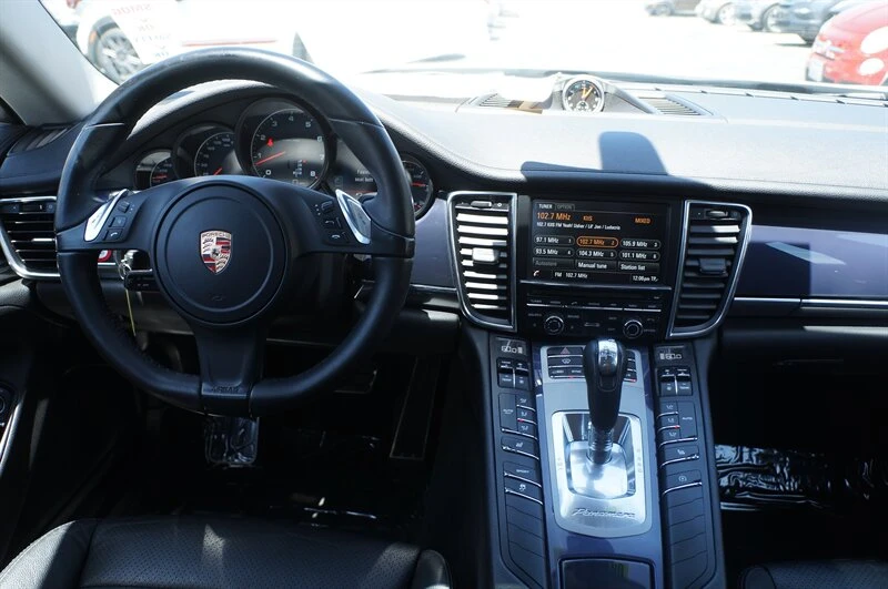 2014 Porsche 970 Panamera - Image 9 of 24