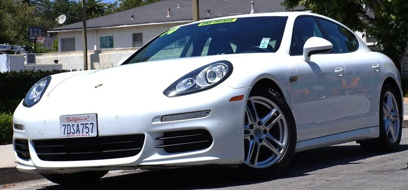 2014 Porsche 970 Panamera - Image 2 of 24