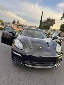 2014 Porsche Panamera Sport