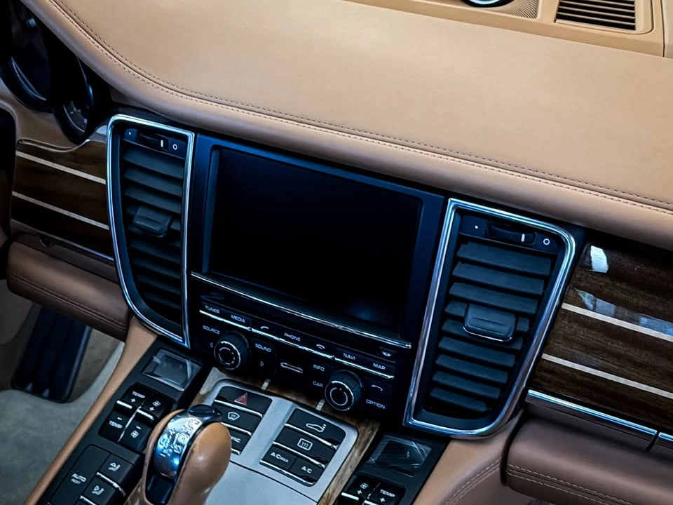 2014 Porsche 970 Panamera Turbo - Image 16 of 19