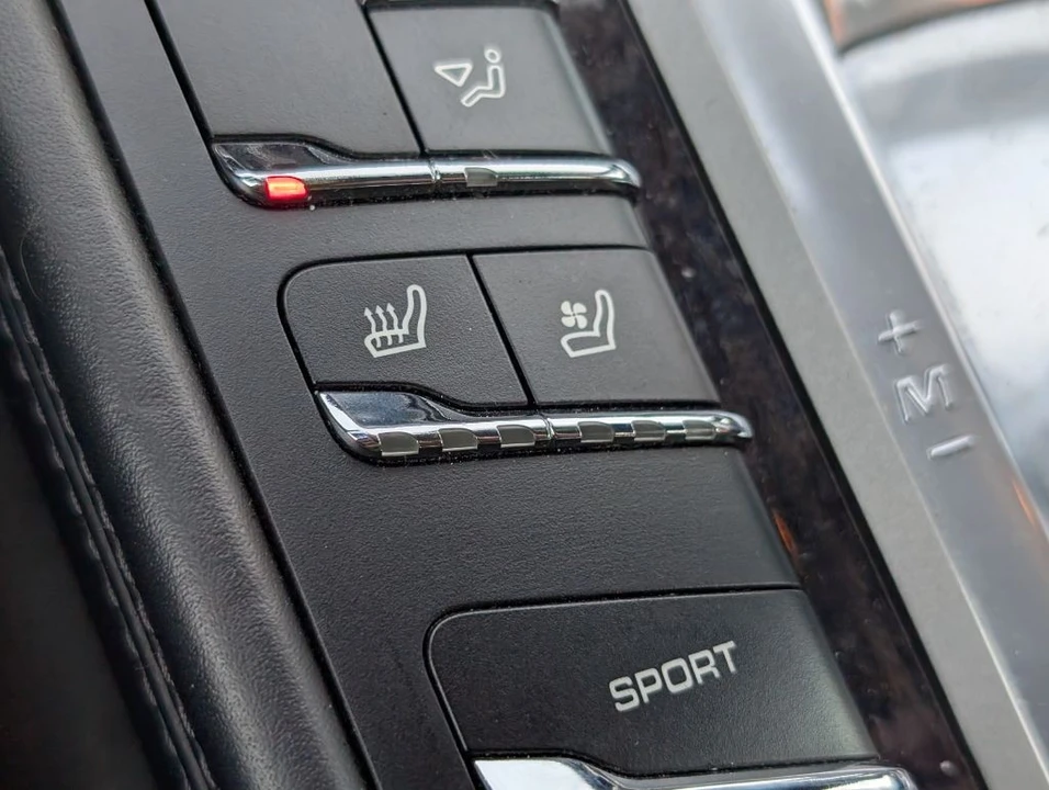 2014 Porsche 970 Panamera Turbo - Image 20 of 23