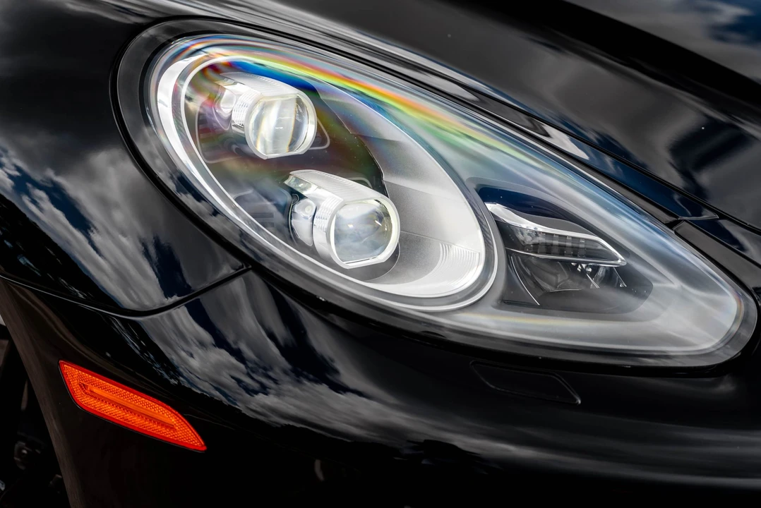 2014 Porsche 970 Panamera Turbo - Image 25 of 31