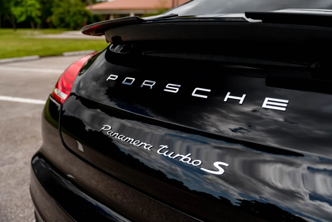 2014 Porsche 970 Panamera Turbo - Image 20 of 31